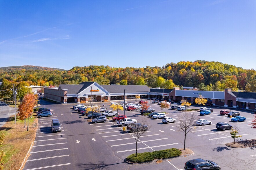 10 Benning St, West Lebanon, NH à louer - Photo du bâtiment - Image 2 de 8