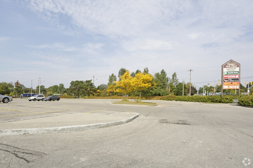 123 Pioneer Dr, Kitchener, ON for sale - Building Photo - Image 1 of 1