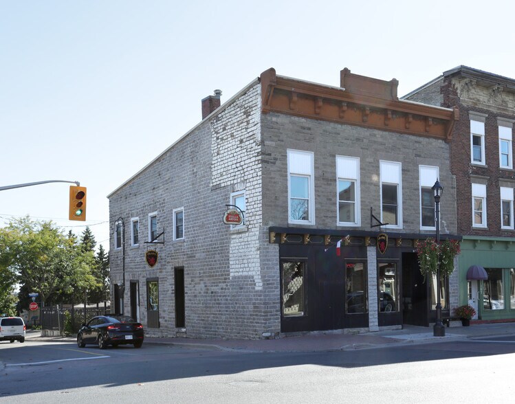 101 King St W, Prescott, ON à louer - Photo du bâtiment - Image 2 de 13