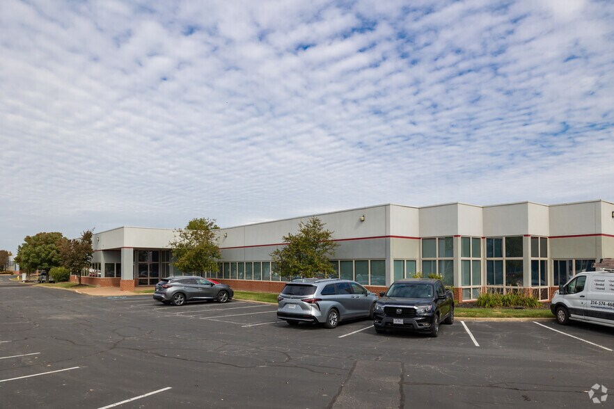 702 Spirit 40 Park Dr, Chesterfield, MO à vendre - Photo principale - Image 1 de 14