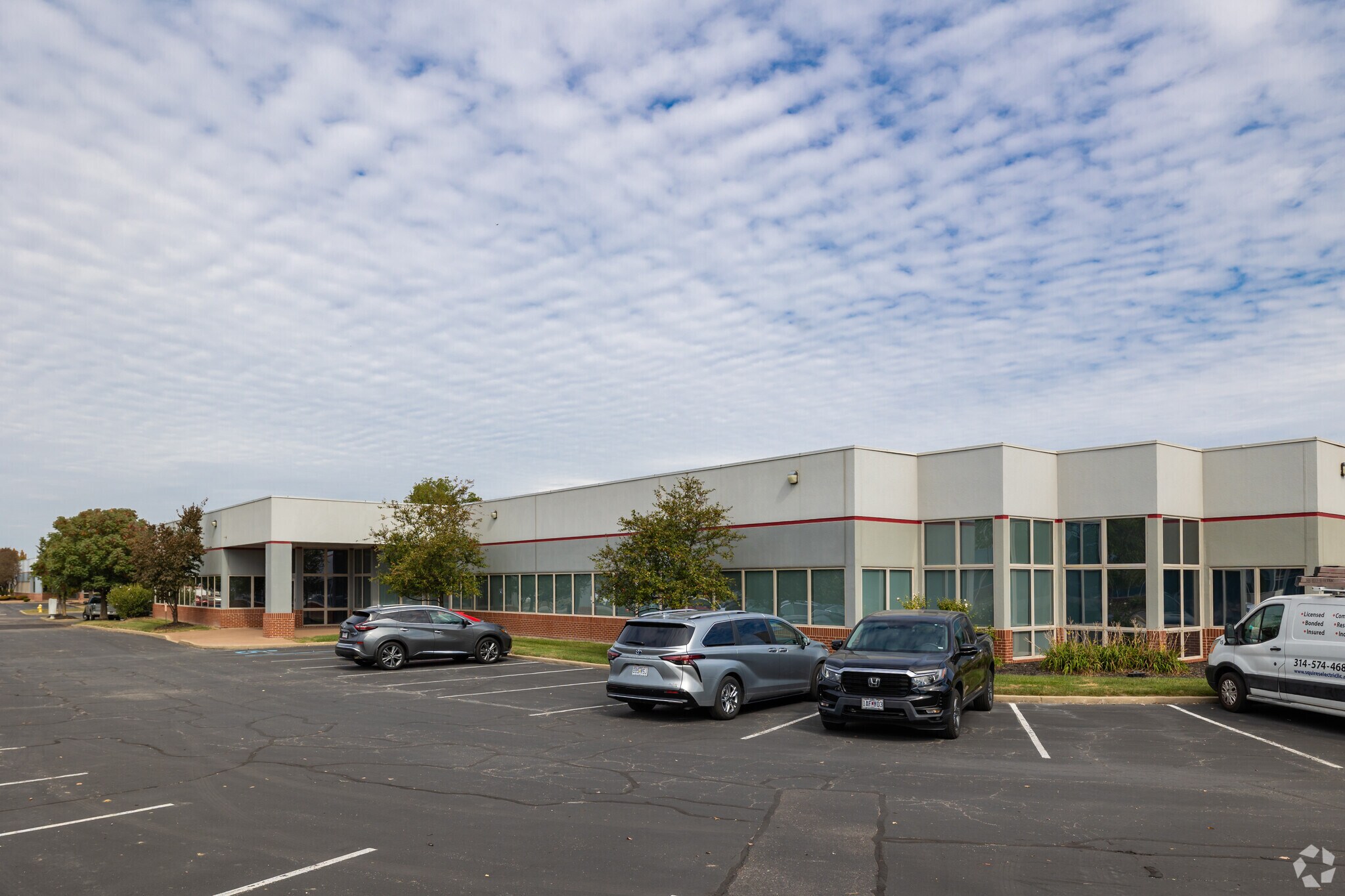 702 Spirit 40 Park Dr, Chesterfield, MO for sale Primary Photo- Image 1 of 15