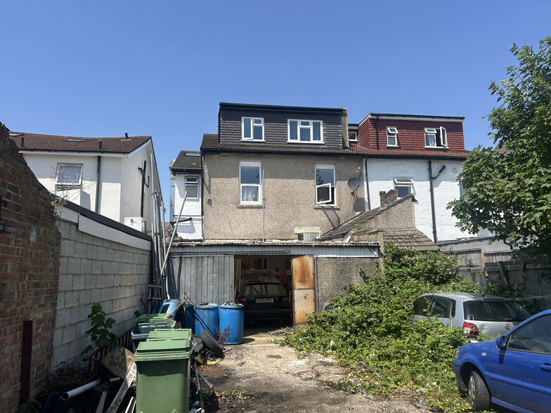 29 Brigstock Rd, Thornton Heath à vendre - Photo du bâtiment - Image 3 de 7
