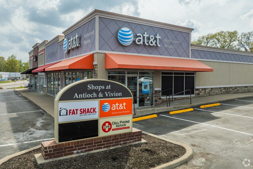 2510 NE Vivion Rd, Kansas City, MO à louer - Photo du bâtiment - Image 3 de 5