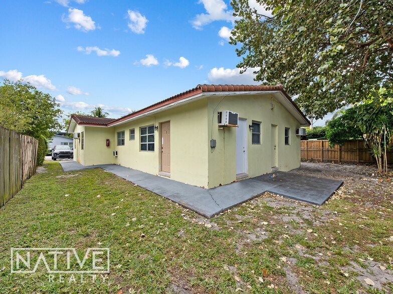 1506 NE 5th Ave, Fort Lauderdale, FL à vendre - Photo du bâtiment - Image 2 de 6