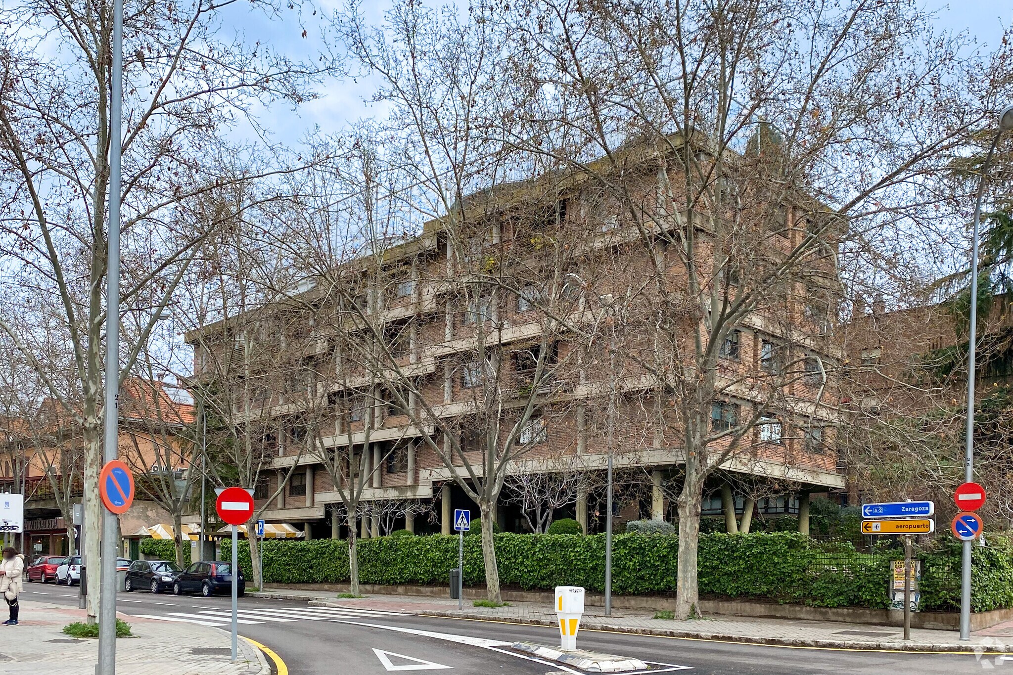 Calle de Agastia, 44, Madrid, Madrid à louer Photo du bâtiment- Image 1 de 3