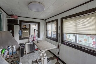 14-27 128th St, College Point, NY for lease Interior Photo- Image 2 of 3