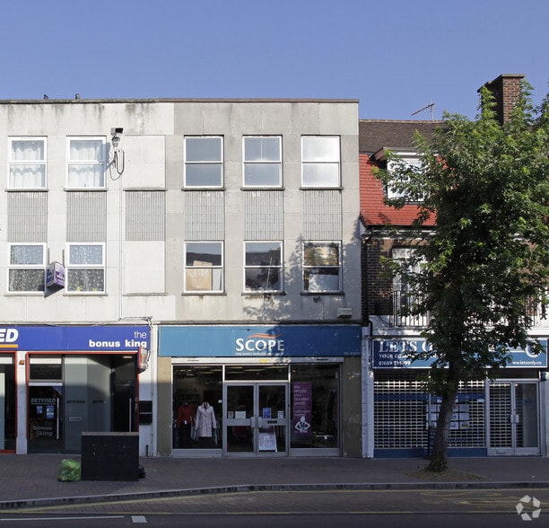 154 High St, Orpington for lease - Building Photo - Image 1 of 2