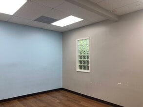 2223 Dorrington St, Houston, TX à louer Photo intérieure- Image 2 de 10