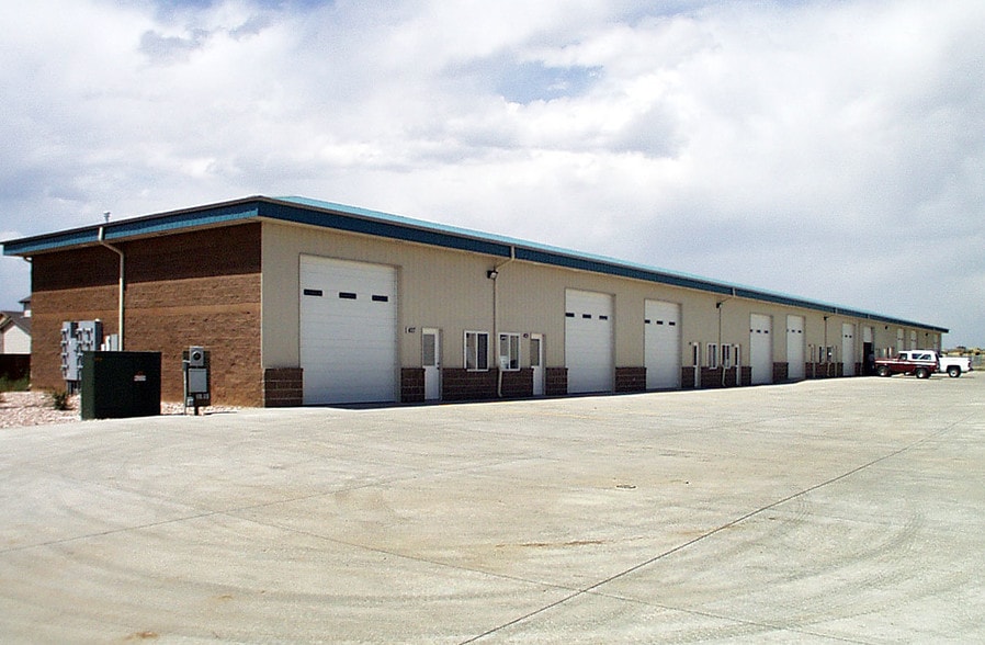 427-445 N Denver Ave, Loveland, CO for lease - Building Photo - Image 1 of 9