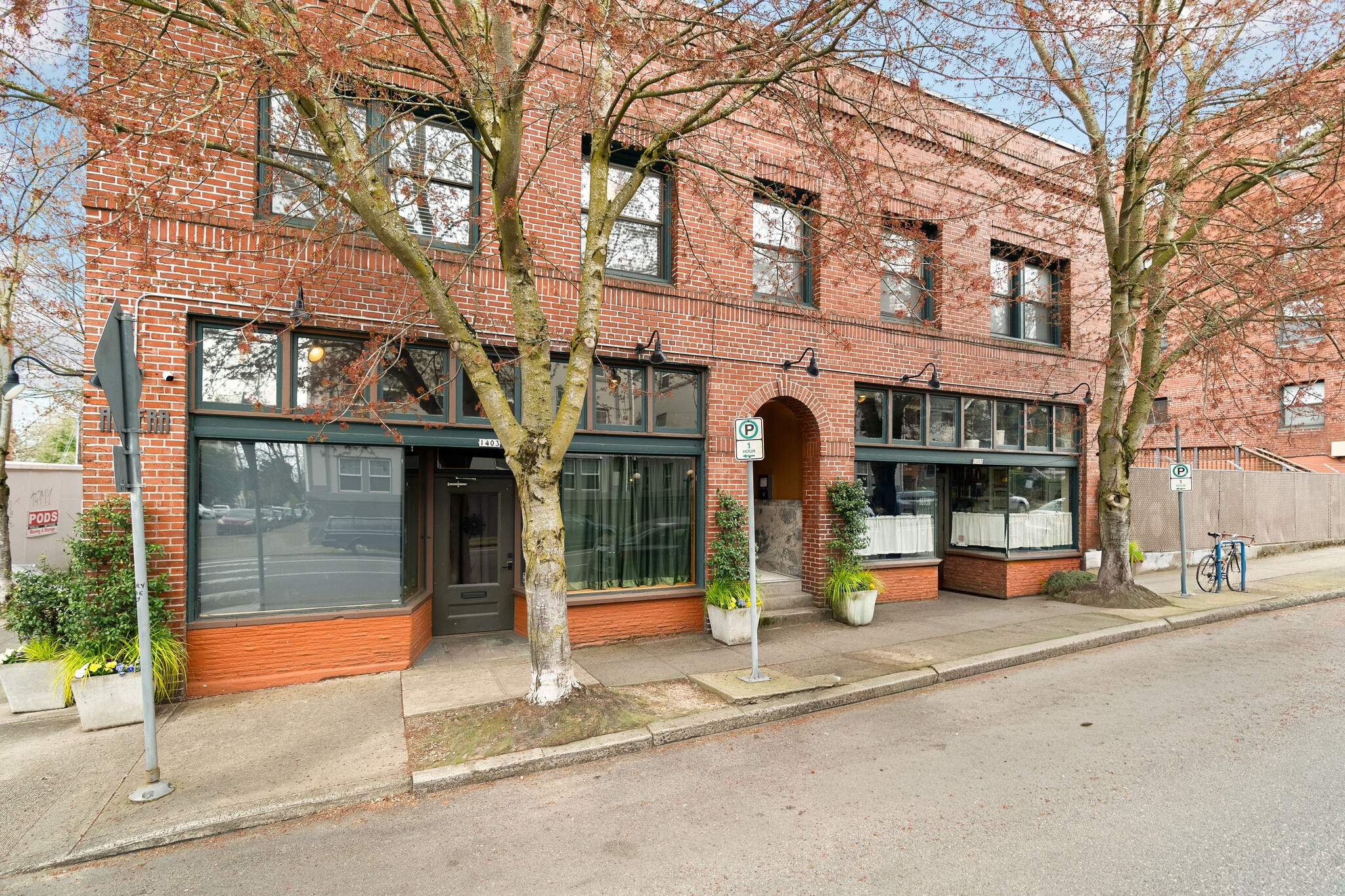 1403-1407 SE Belmont St, Portland, OR à vendre Photo principale- Image 1 de 37