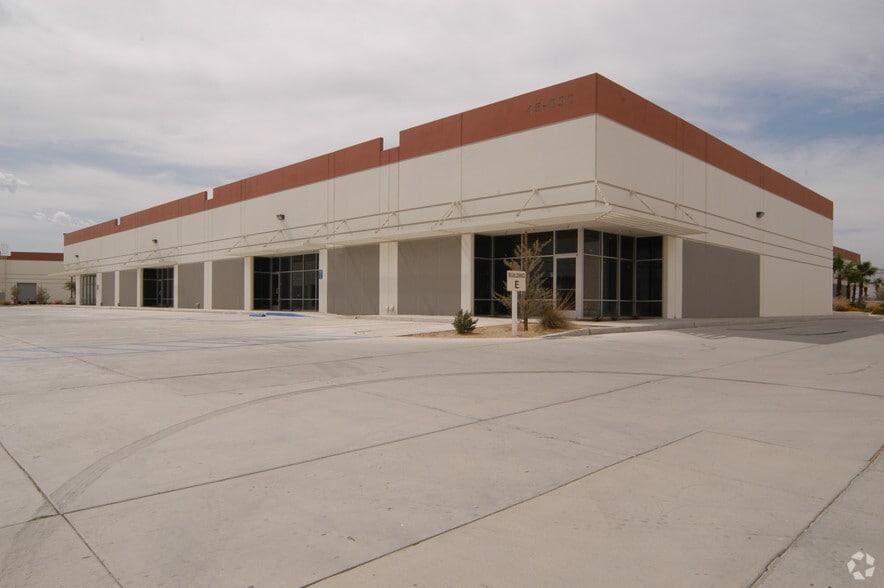 45090 Golf Center Pky, Indio, CA for sale - Building Photo - Image 3 of 14