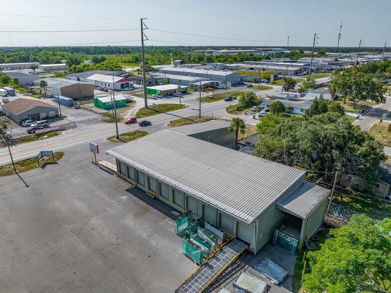 1615 S Combee Rd, Lakeland, FL for lease - Building Photo - Image 3 of 4