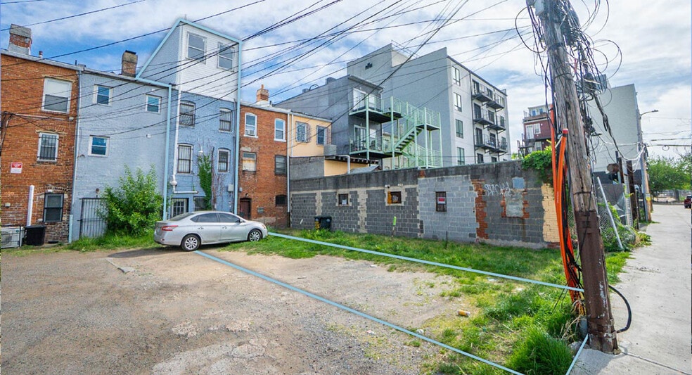 1809 Benning Rd NE, Washington, DC à vendre - Photo du bâtiment - Image 3 de 7