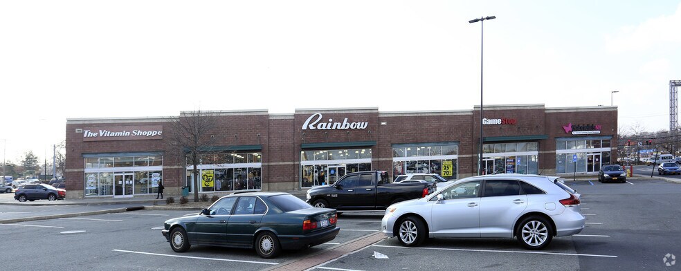 4785 Boston Post Rd, Pelham, NY à louer - Photo du bâtiment - Image 3 de 3