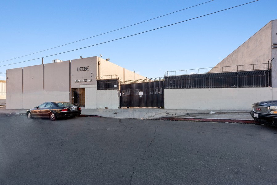 3226-3230 Mines Ave, Los Angeles, CA for lease Building Photo- Image 1 of 17