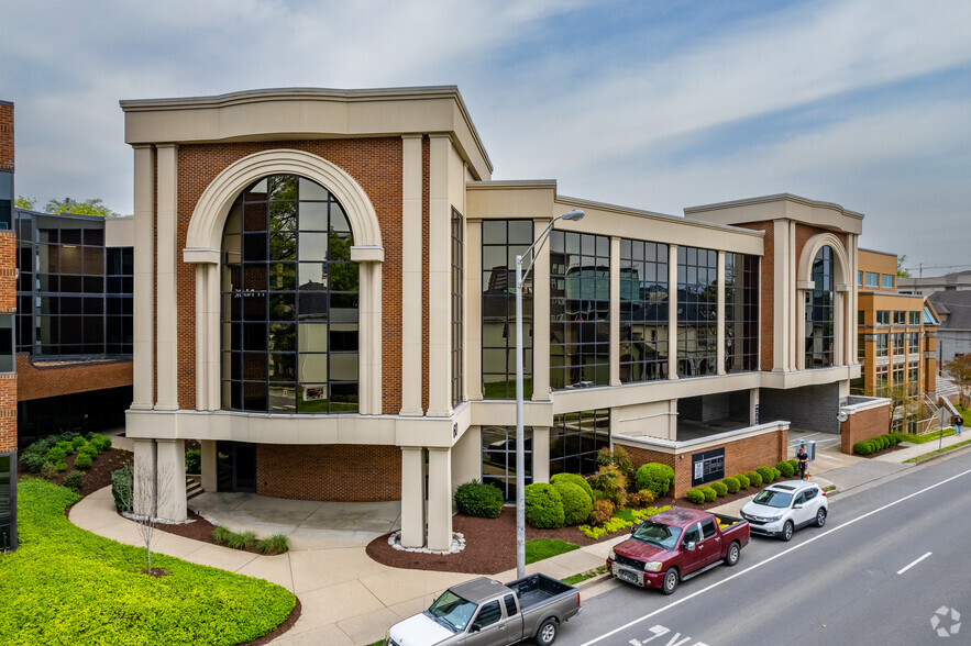 54-60 Music Sq E, Nashville, TN à louer - Photo du bâtiment - Image 1 de 7