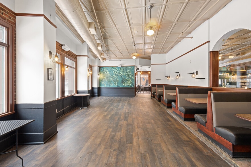 200 E Michigan Ave, Kalamazoo, MI for lease - Interior Photo - Image 3 of 17