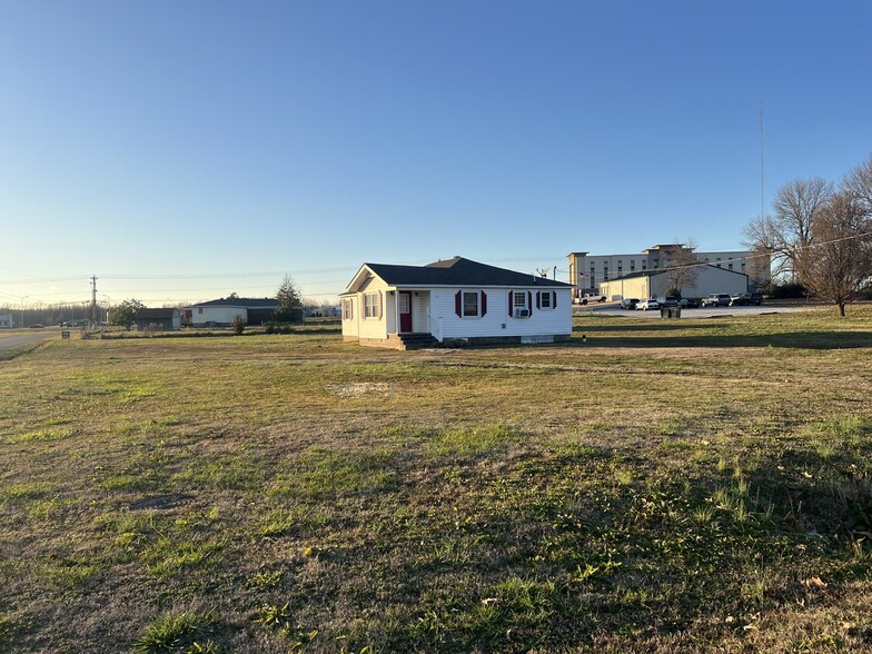 3103 Wood Haven St, Paragould, AR for sale - Primary Photo - Image 1 of 21