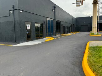 Plus de détails pour 10401 SW 186th St, Miami, FL - Industriel à louer