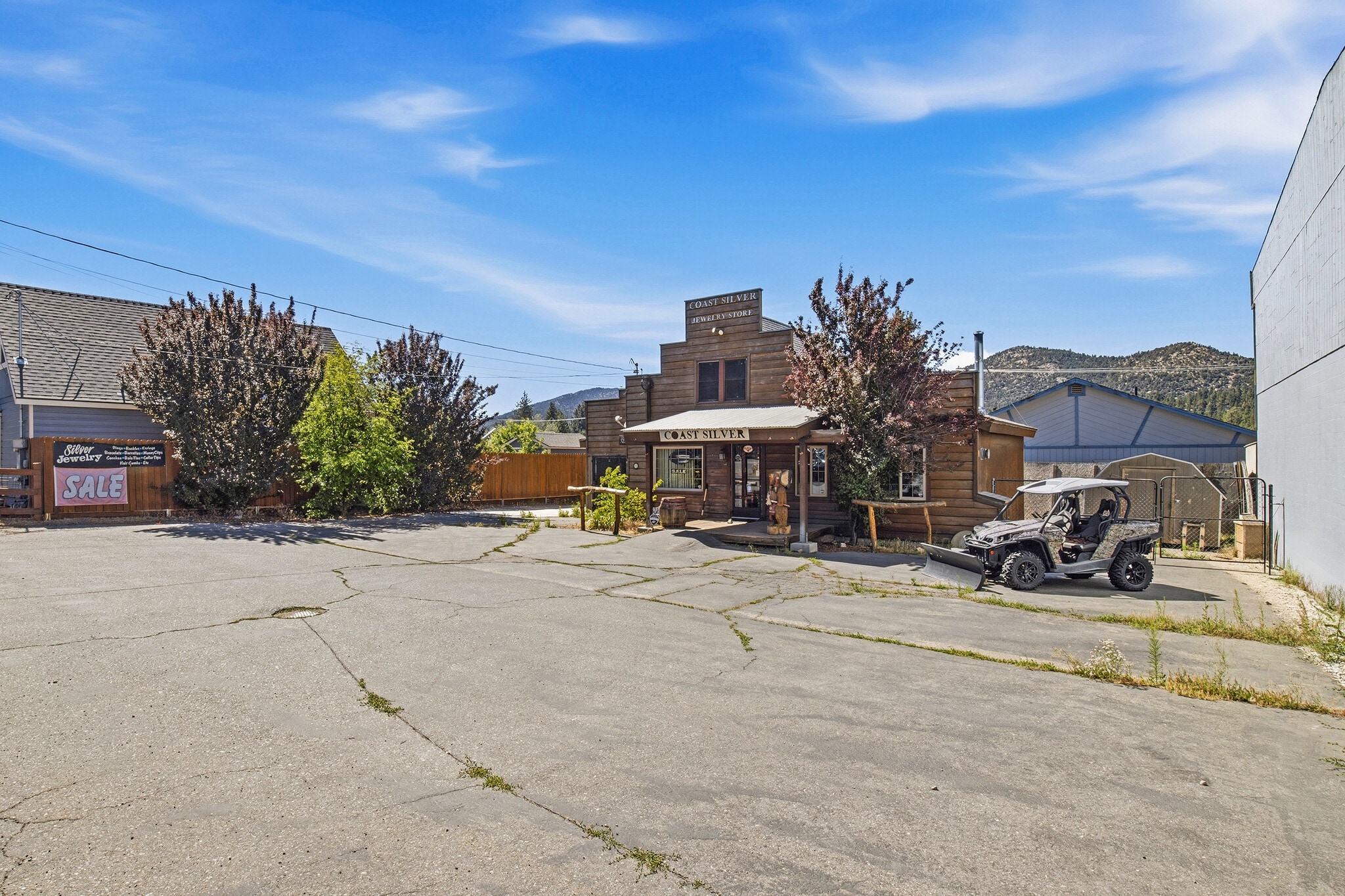 521 W Big Bear Blvd, Big Bear City, CA for sale Building Photo- Image 1 of 8
