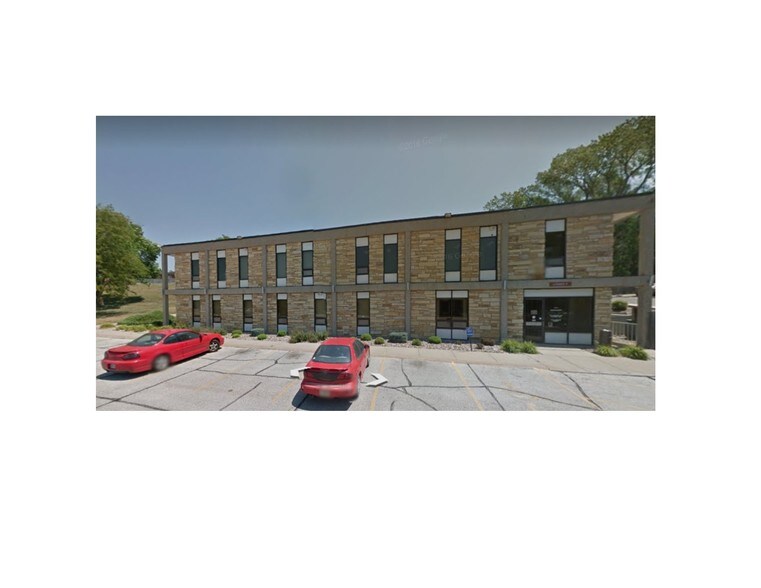 2910 Hamilton Blvd, Sioux City, IA à vendre - Photo du bâtiment - Image 2 de 24