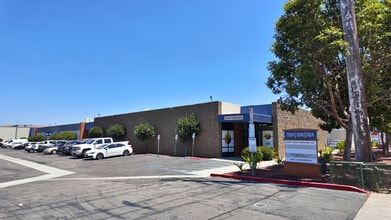7854-7864 Ronson Rd, San Diego, CA à louer Photo intérieure- Image 1 de 6
