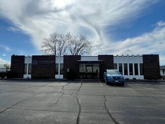 Plus de détails pour 601 N Lynndale Dr, Appleton, WI - Bureau à vendre