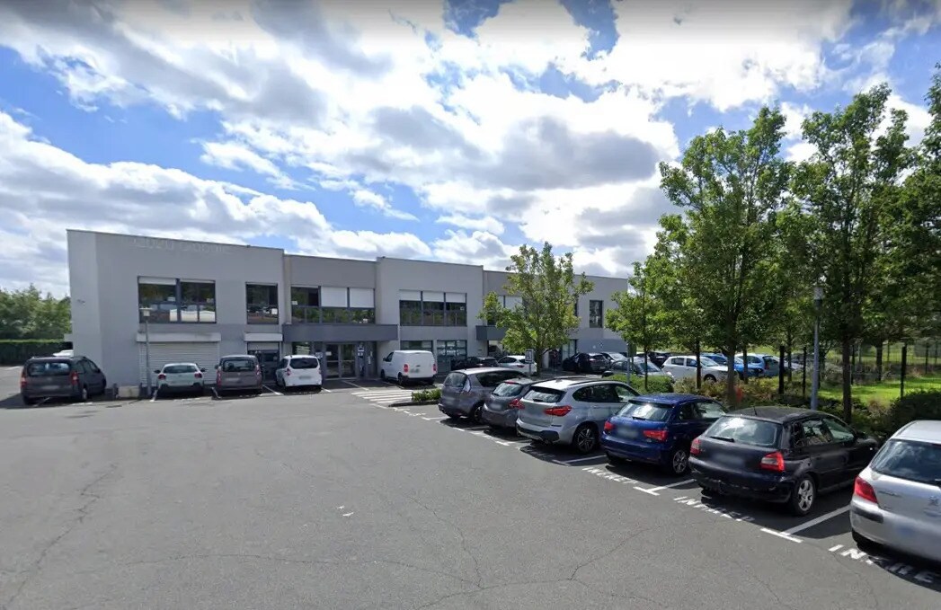 Office in Angers for lease Building Photo- Image 1 of 7