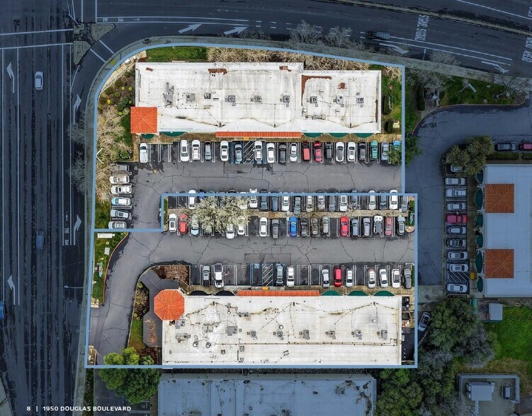 NNN Investment FOR SALE portefeuille de 2 propriétés à vendre sur LoopNet.ca - Photo du bâtiment - Image 3 de 9