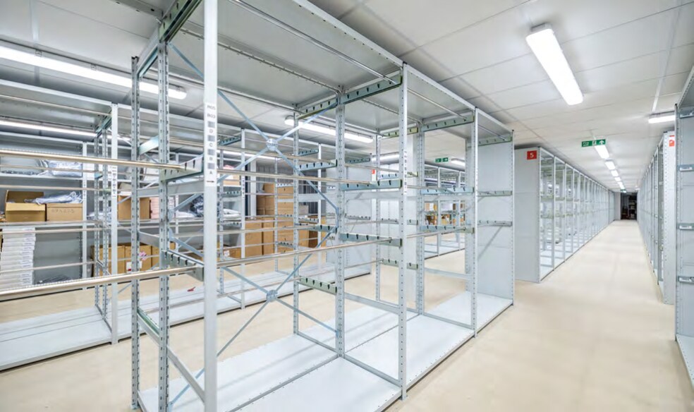 26-28 Kingstanding Way, Tunbridge Wells à vendre - Photo intérieure - Image 3 de 6