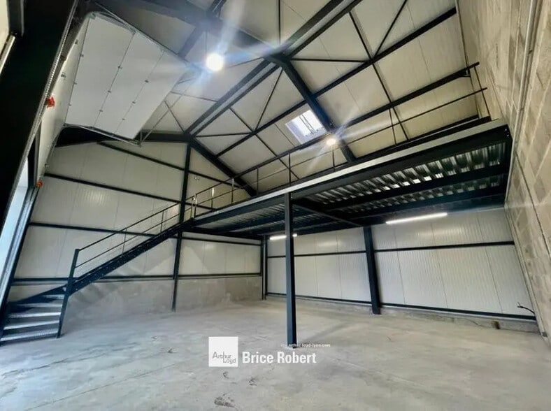 Flex dans Chavanoz à louer - Photo intérieure - Image 3 de 6