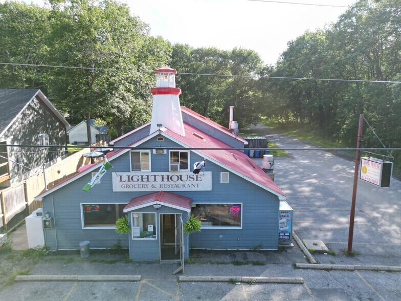 655 Bayview Dr, Ottawa, ON à vendre - Photo du bâtiment - Image 3 de 13