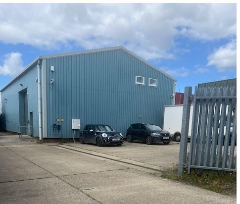 14-14A Springfield Rd, Burnham On Crouch for sale - Building Photo - Image 3 of 3