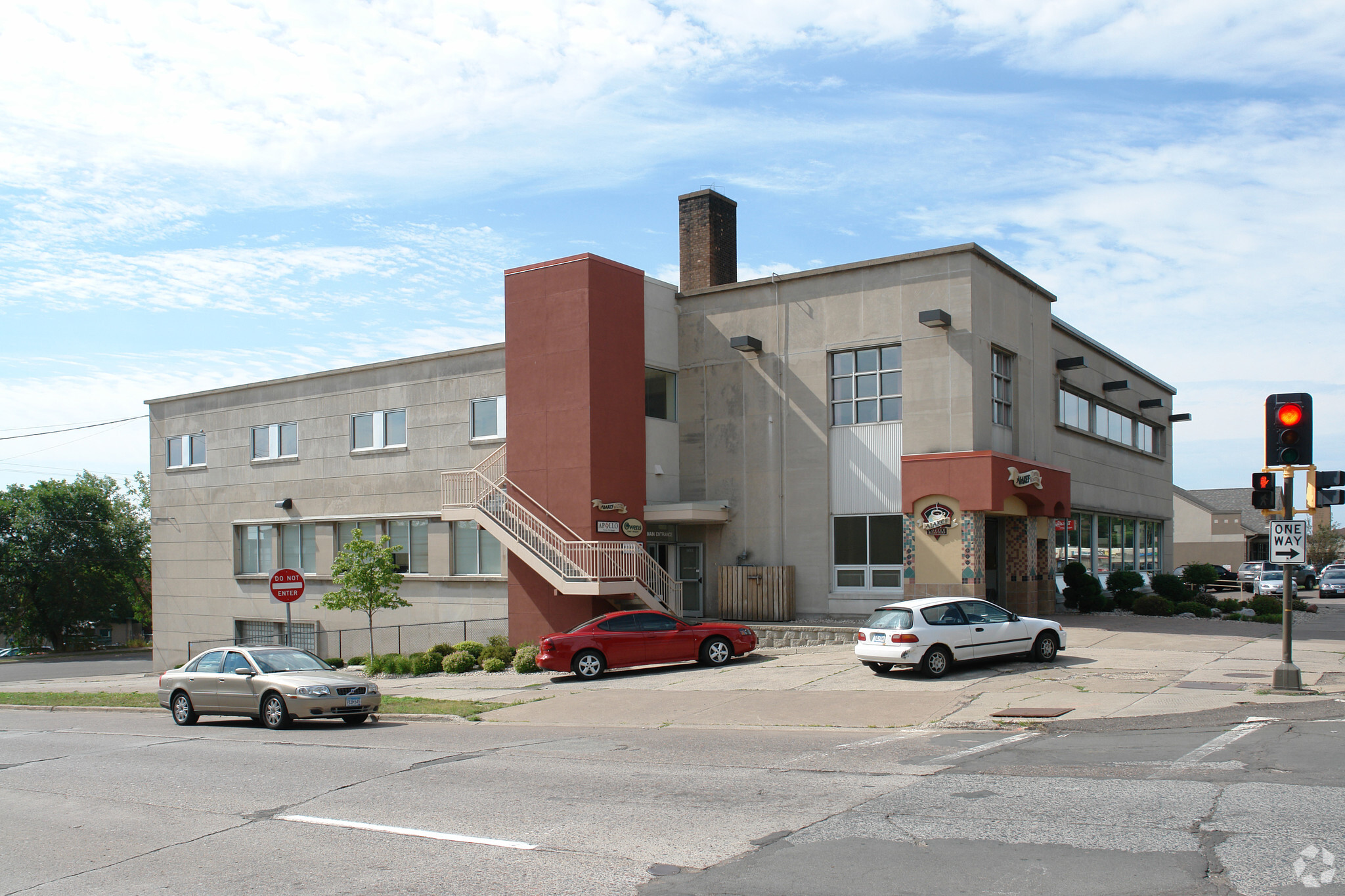 1330 E Superior St, Duluth, MN for lease Primary Photo- Image 1 of 4