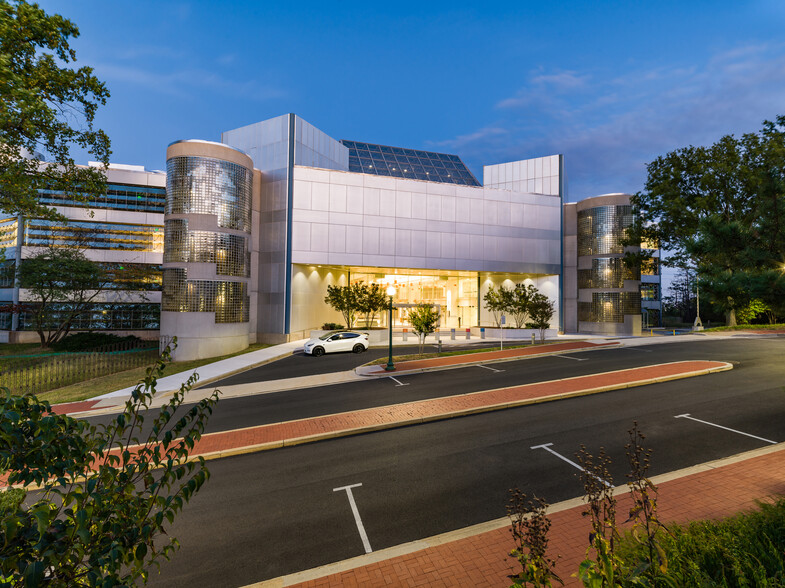 4000 Connecticut Ave NW, Washington, DC à vendre - Photo principale - Image 1 de 1