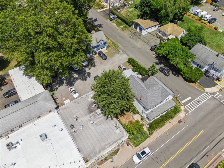 483-487 Springfield Ave, Berkeley Heights, NJ for sale - Building Photo - Image 3 of 9