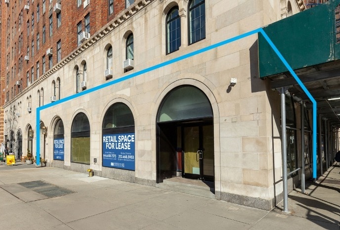 219 9th Ave, New York, NY for lease Primary Photo- Image 1 of 4