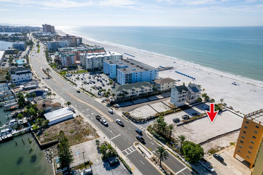 18602 Gulf Blvd, Indian Shores, FL à vendre - Aérien - Image 3 de 19