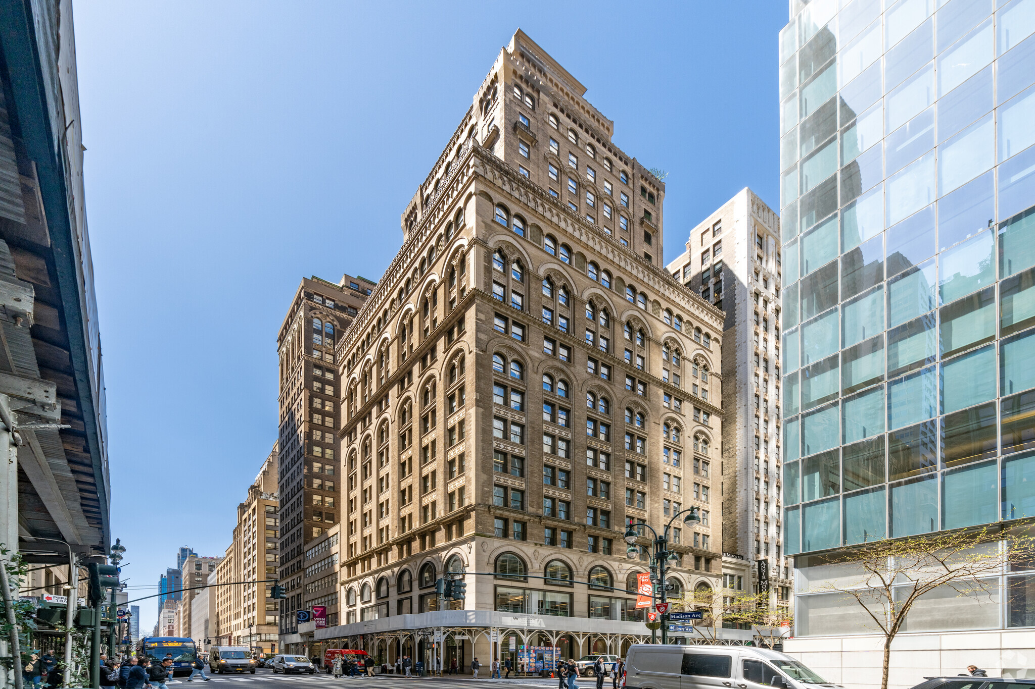 292 Madison Ave, New York, NY for lease Building Photo- Image 1 of 2