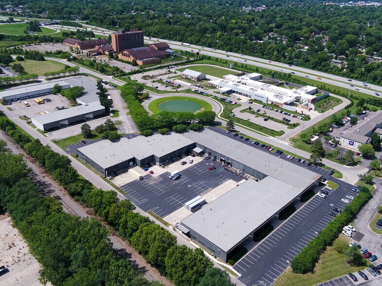 4689-4777 Hilton Corporate Dr, Columbus, OH à louer - Photo du bâtiment - Image 3 de 10