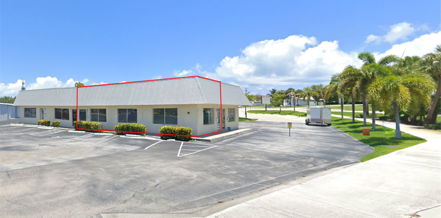 2317 NE Dixie Hwy, Jensen Beach, FL for lease Building Photo- Image 1 of 3