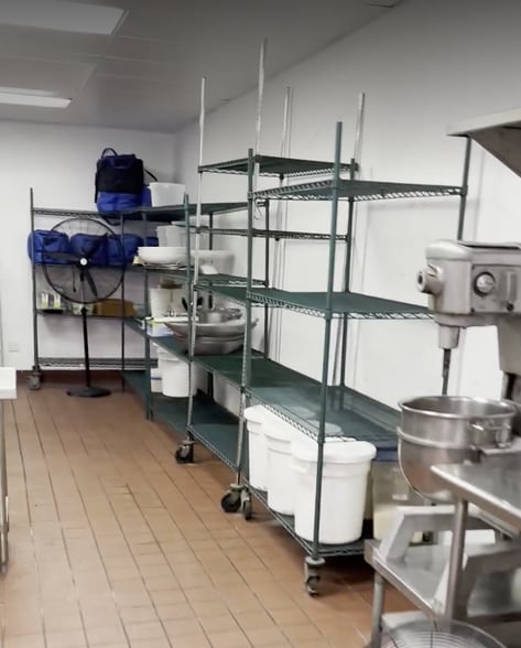 3048 Fletcher Dr, Los Angeles, CA for lease - Interior Photo - Image 3 of 5