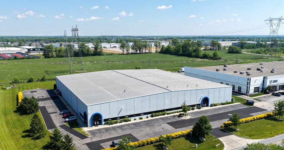 409 Orange Point Dr, Lewis Center, OH for sale - Building Photo - Image 1 of 3