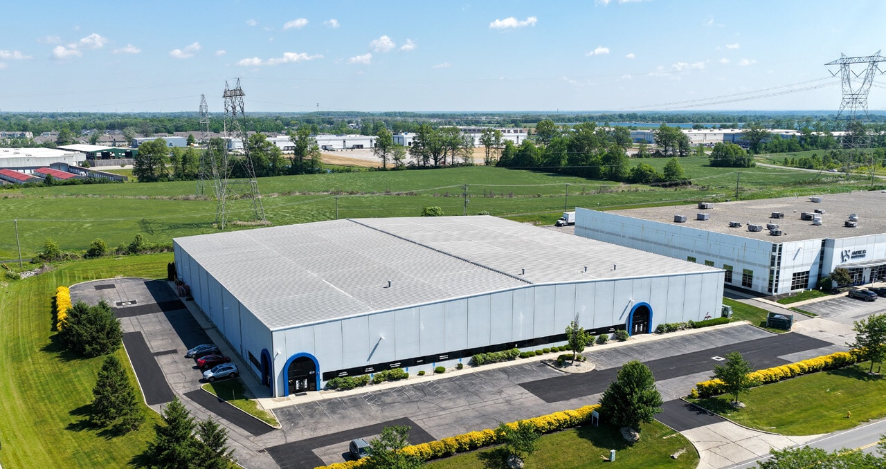 409 Orange Point Dr, Lewis Center, OH for sale Building Photo- Image 1 of 4