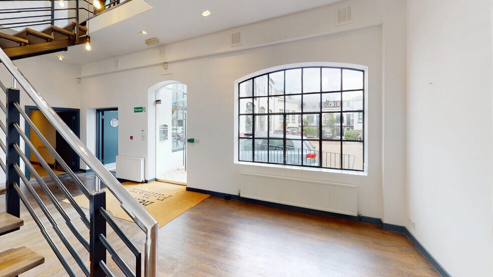 158 Hurlingham Rd, Londres à vendre - Numérisation 3D de Matterport - Image 2 de 9