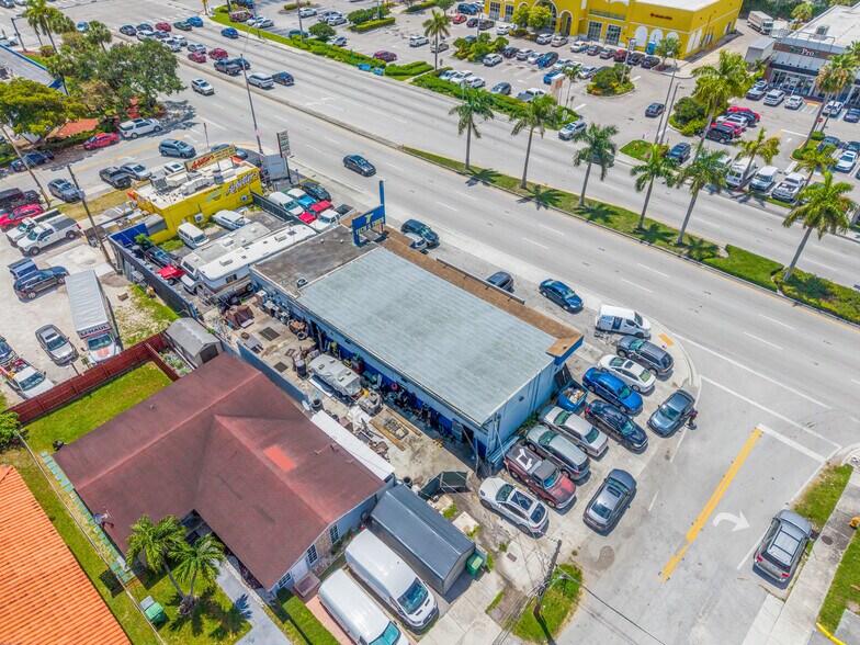 8765 Bird rd, Miami, FL à vendre - Photo du bâtiment - Image 3 de 27
