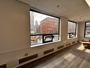 199 Canal St, New York, NY for lease Building Photo- Image 2 of 4
