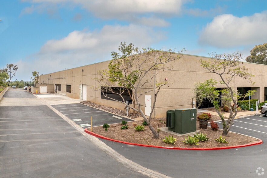 15378 Avenue of Science, San Diego, CA for lease - Building Photo - Image 3 of 7