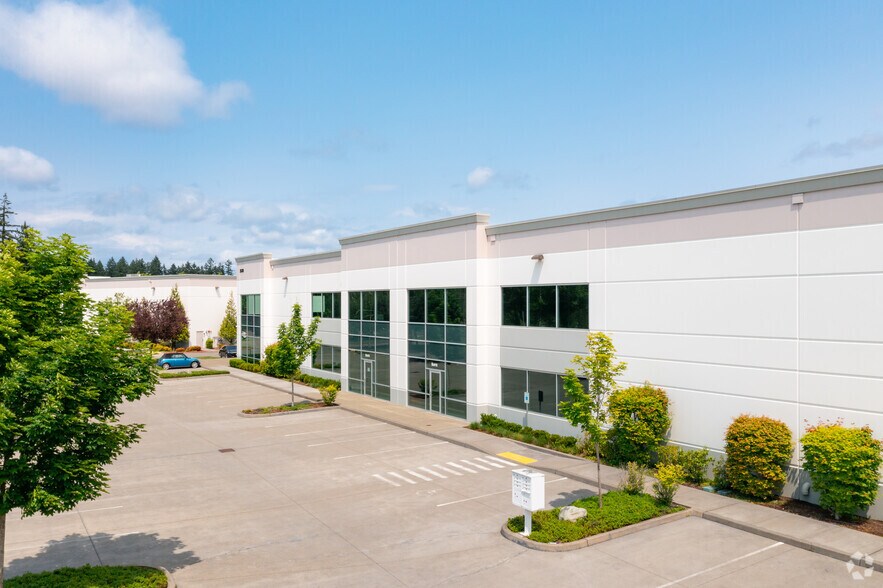 2830 Willamette Dr NE, Lacey, WA à louer - Photo du bâtiment - Image 2 de 5