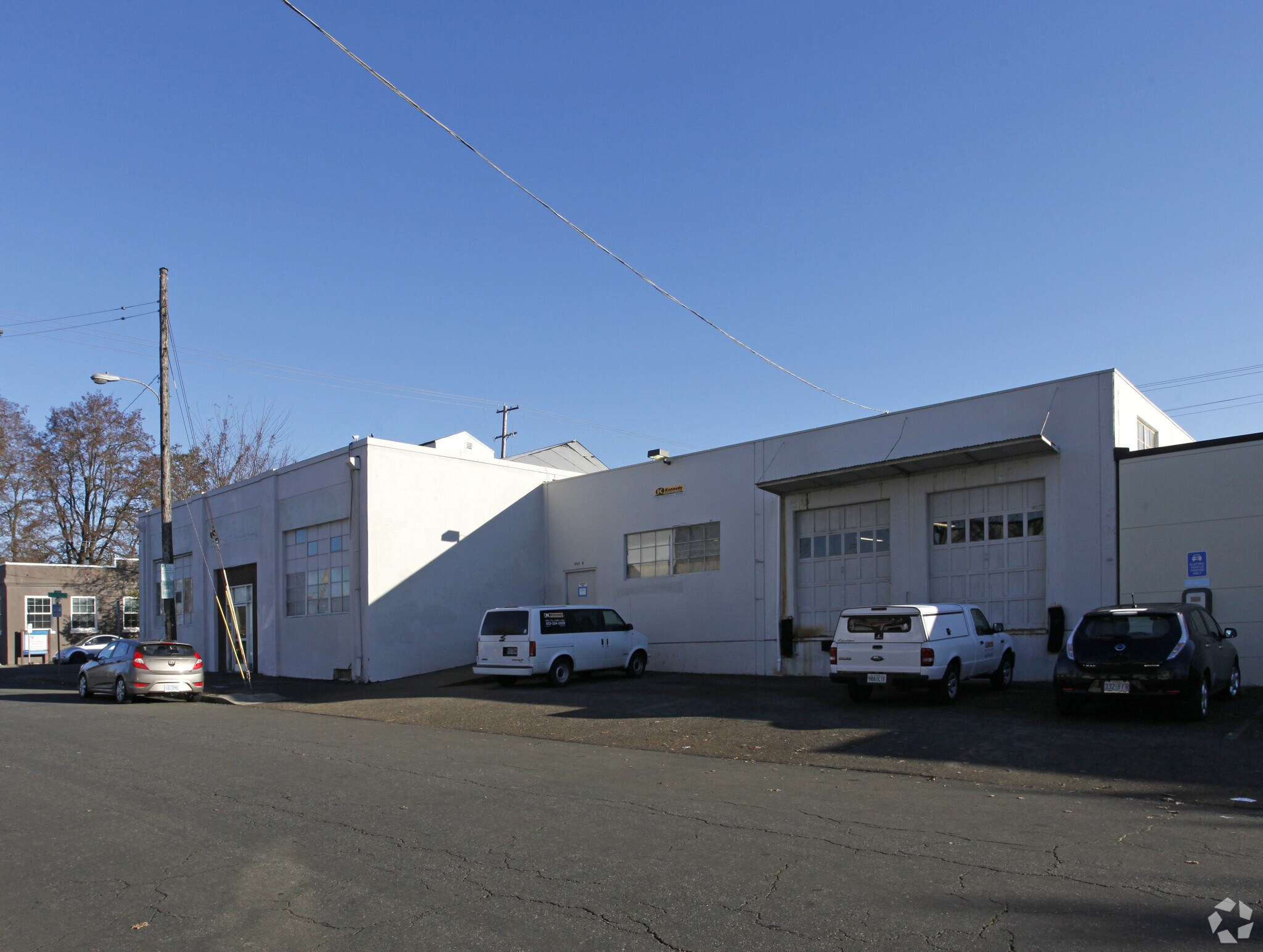 302 SE 7th Ave, Portland, OR à louer Photo du bâtiment- Image 1 de 18